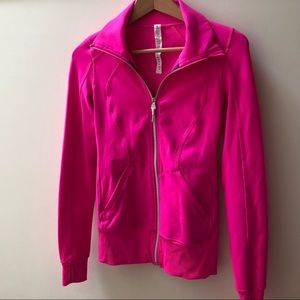 Lululemon define jacket in hot pink